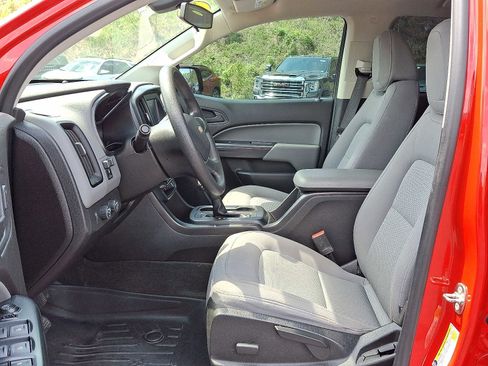 Used 2018 Chevrolet Colorado W/T w/ WT Convenience Package AWD/4WD image 13