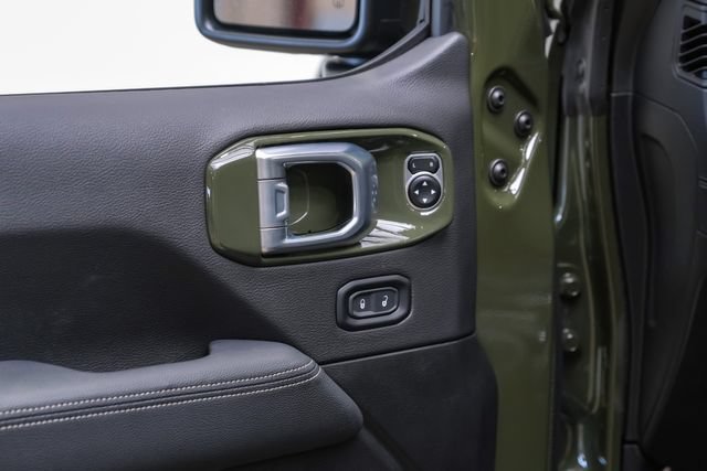 Used 2024 Jeep Wrangler Unlimited Rubicon 392 AWD/4WD image 96