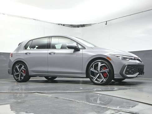 New 2026 Volkswagen GTI SE FWD image 30