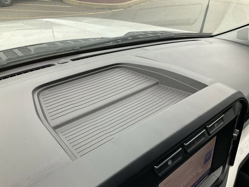 New 2024 Ford F550 4x4 Regular Cab Super Duty image 29