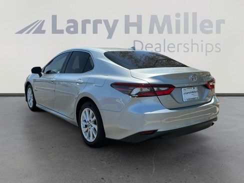 Certified 2021 Toyota Camry LE w/ Carpet Mat Package (TMS) FWD image 3