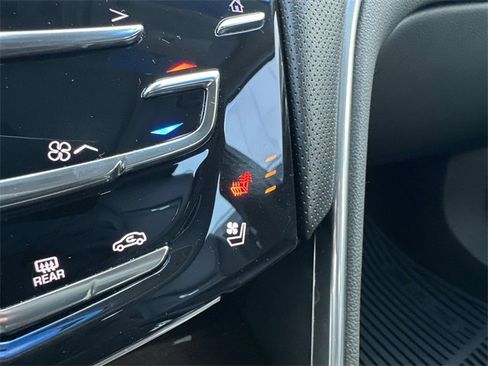 Used 2013 Cadillac XTS Luxury w/ Driver Awareness Package image 48