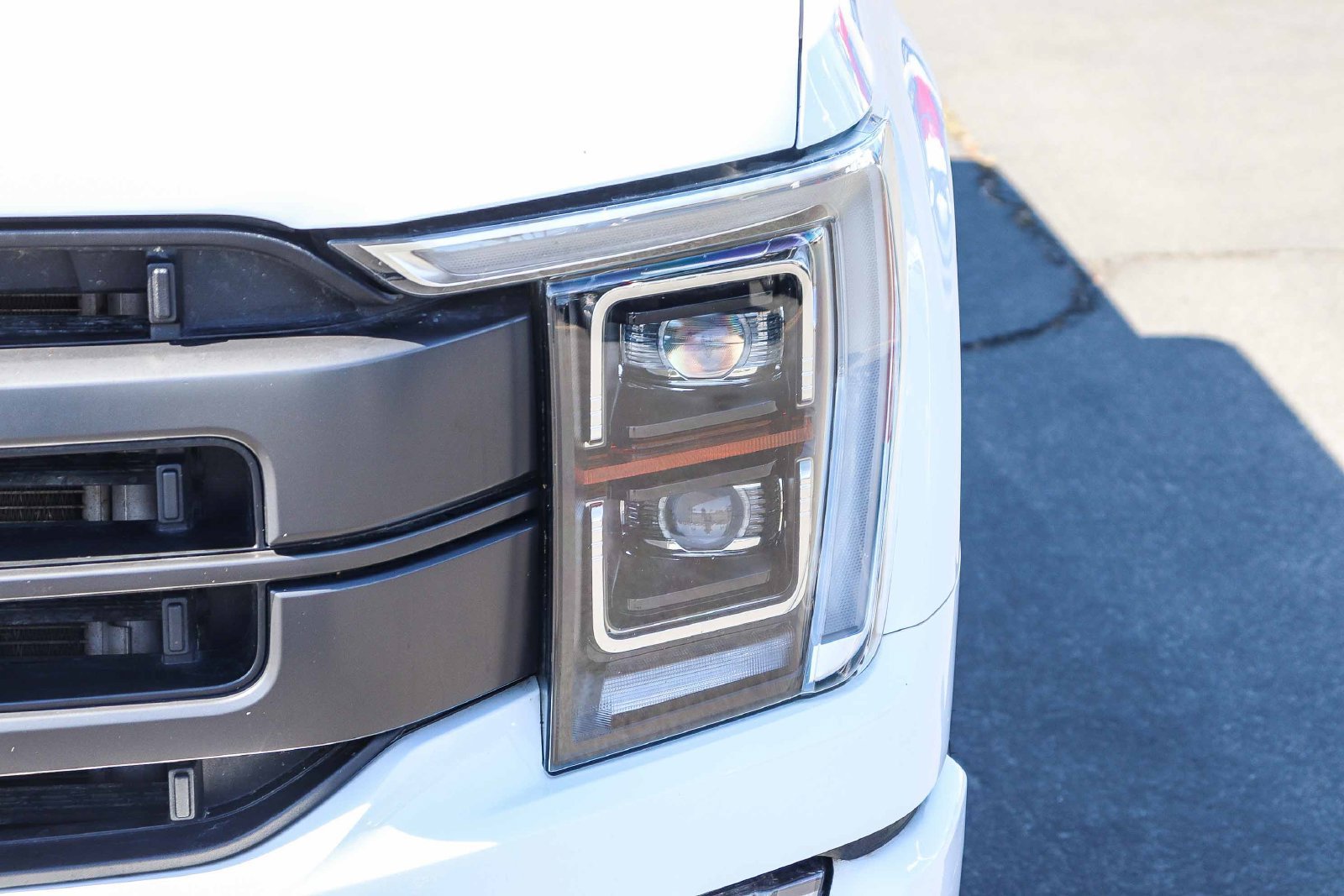 Used 2023 Ford F150 Lariat w/ Equipment Group 502A High AWD/4WD image 10