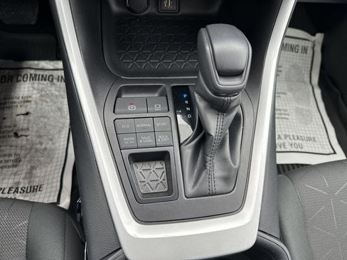 Used 2024 Toyota RAV4 XLE w/ Convenience Package AWD/4WD image 37