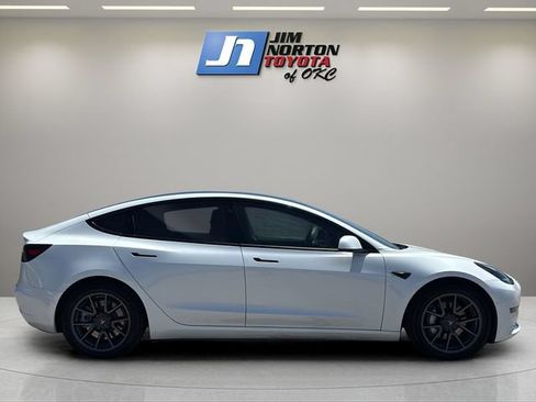 Used 2021 Tesla Model 3 Standard Range Plus RWD image 4