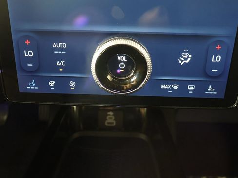 Used 2025 Ford Mustang Mach-E Premium AWD/4WD image 50