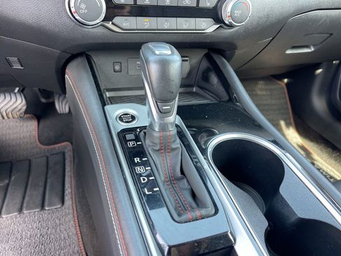 Used 2024 Nissan Altima 2.5 SR w/ SR Premium Package image 14