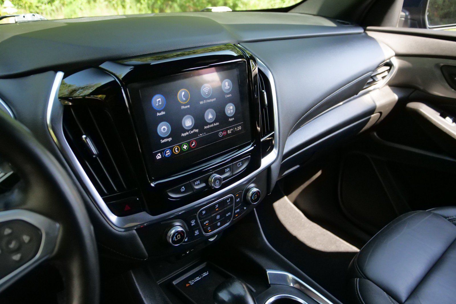 Used 2022 Chevrolet Traverse LT AWD/4WD image 14