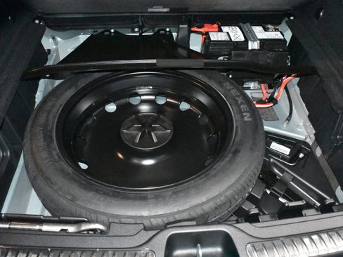 New 2026 Mercedes-Benz GLC 300 GLC 300 image 25