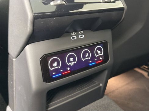 New 2026 BMW M5 w/ Executive Package AWD/4WD image 27