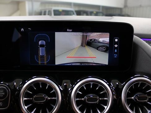 Used 2024 Mercedes-Benz GLA 250 image 31