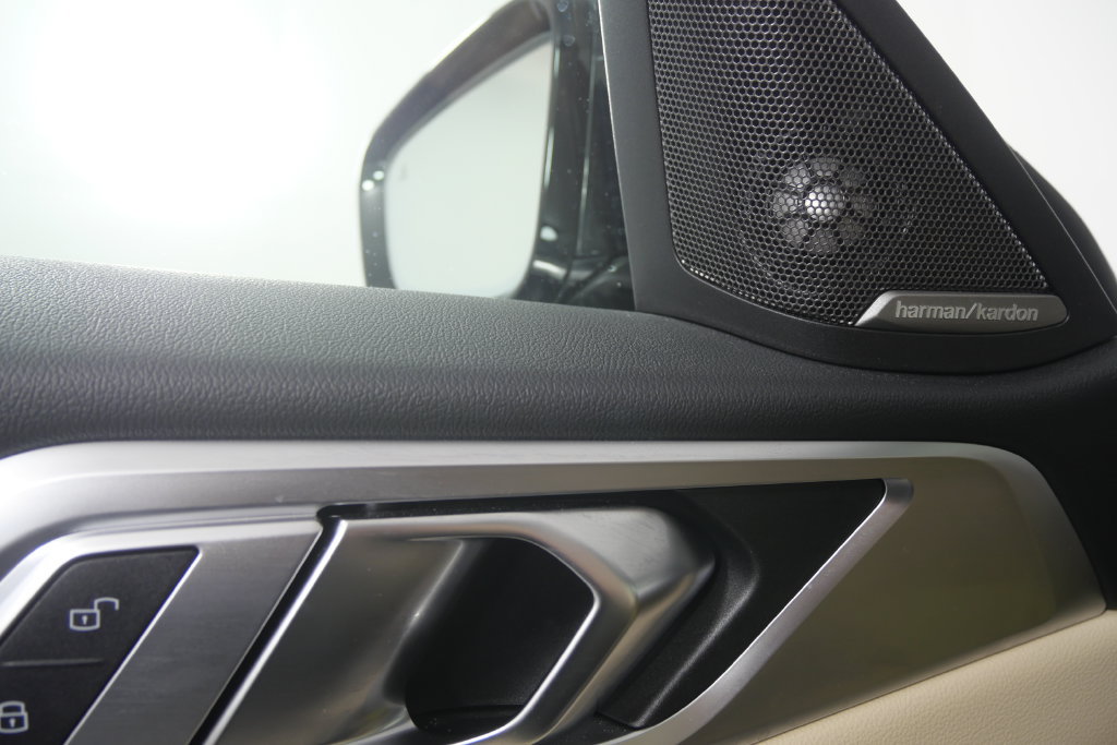 Certified 2025 BMW i4 eDrive40 w/ Premium Package RWD image 10