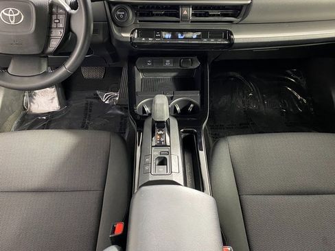Used 2023 Toyota Prius LE image 16