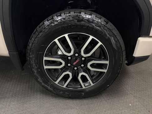 New 2026 GMC Sierra 1500 AT4 image 13