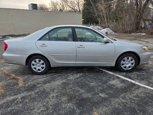 Used 2003 Toyota Camry LE image 4