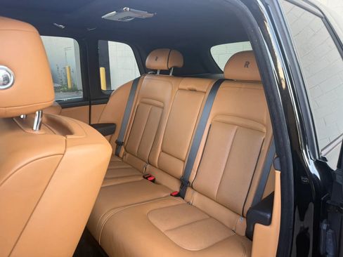 Used 2019 Rolls-Royce Cullinan AWD/4WD image 49