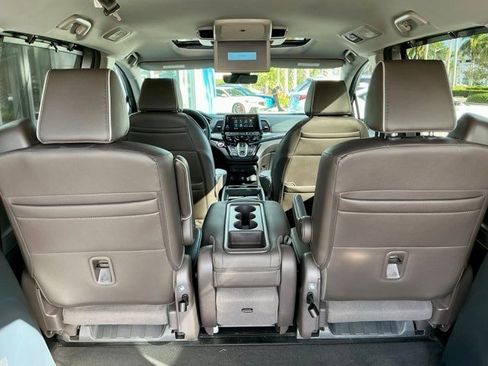 Used 2023 Honda Odyssey Elite image 16