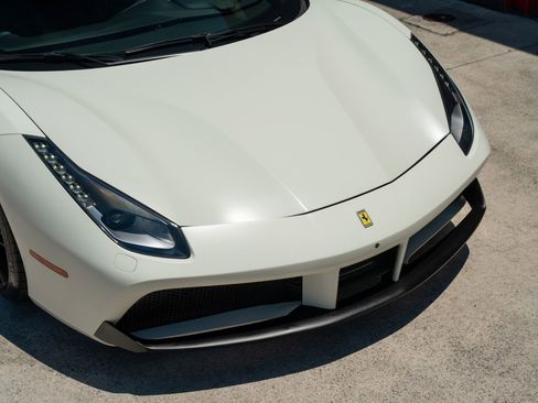 Used 2016 Ferrari 488 GTB RWD image 20
