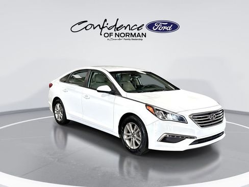 Used 2015 Hyundai Sonata SE w/ Option Group 02 image 11