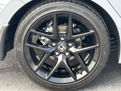 Used 2025 Honda Civic Sport image 7