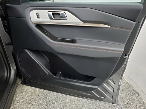 New 2026 Ford Explorer Active image 19