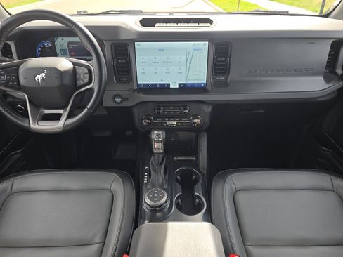 Used 2024 Ford Bronco Everglades image 26