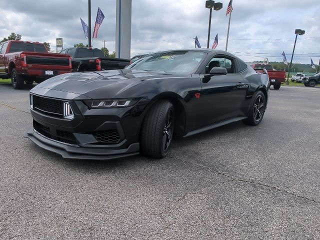 Used 2024 Ford Mustang Coupe RWD image 5