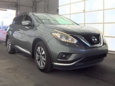 Used 2015 Nissan Murano SV w/ Premium Package image 17