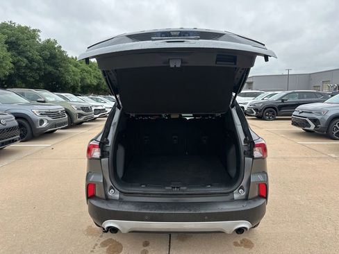 Used 2022 Ford Escape SE AWD/4WD image 16