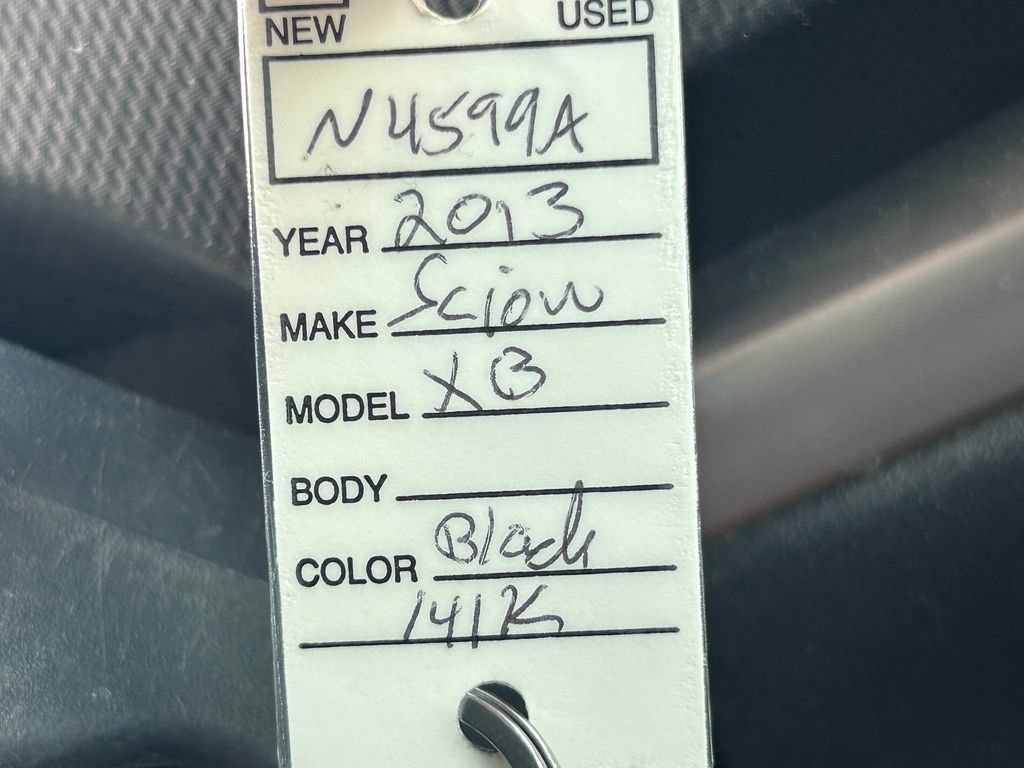 Used 2013 Scion xB FWD image 15