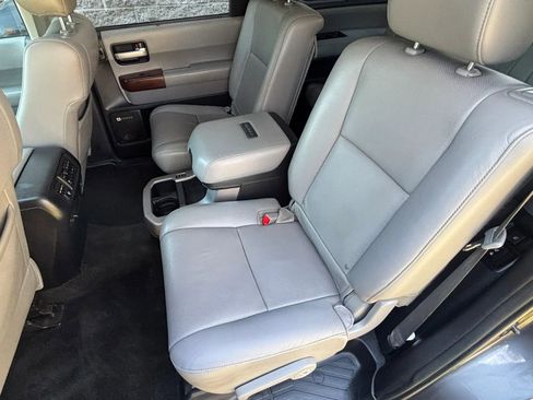 Used 2014 Toyota Sequoia Platinum AWD/4WD image 25