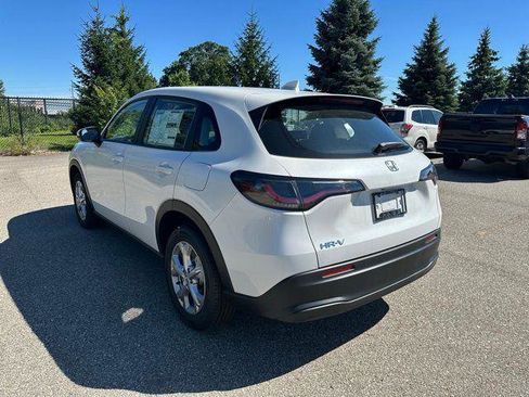 New 2025 Honda HR-V LX image 8