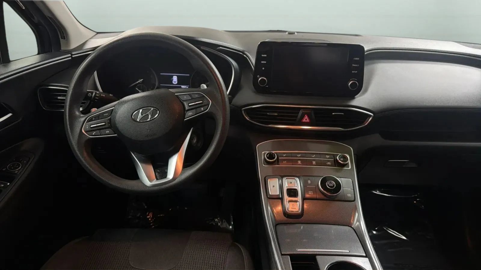 Used 2021 Hyundai Santa Fe SE FWD image 10