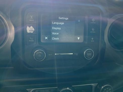 Used 2018 Jeep Wrangler Unlimited Sport AWD/4WD image 38