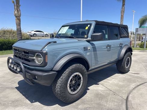 Used 2021 Ford Bronco Big Bend w/ Sasquatch Package AWD/4WD image 1