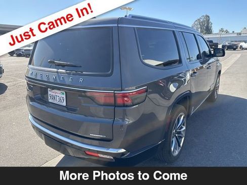 Used 2022 Jeep Wagoneer Series III w/ Premium Group I RWD image 6