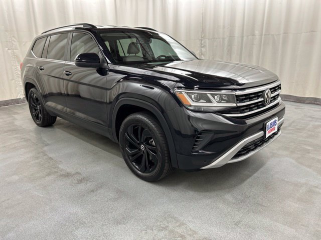 Used 2023 Volkswagen Atlas SE AWD/4WD image 1