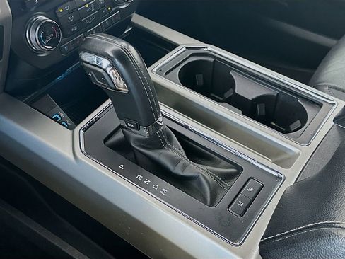 Used 2018 Ford F150 Lariat w/ Equipment Group 502A Luxury image 16