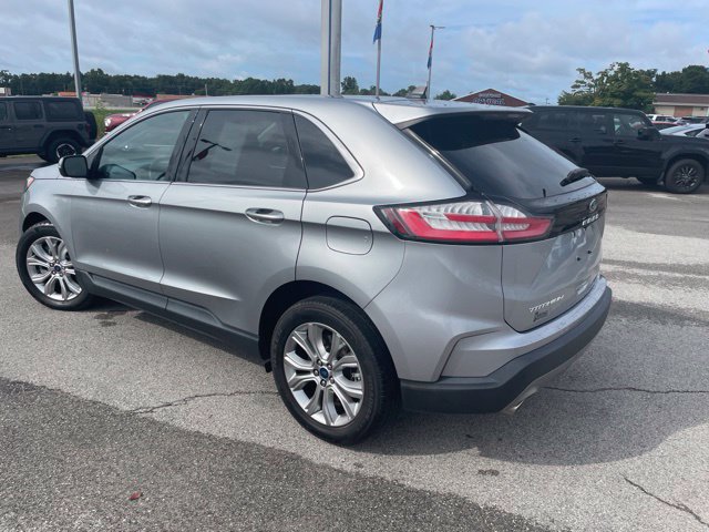 Used 2022 Ford Edge Titanium w/ Cargo Accessory Package AWD/4WD image 3