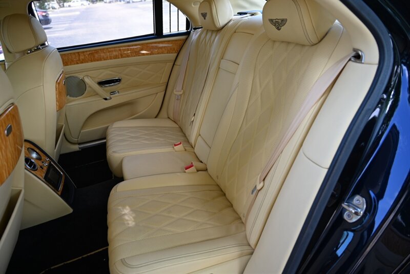 Used 2014 Bentley Flying Spur W12 AWD/4WD image 36