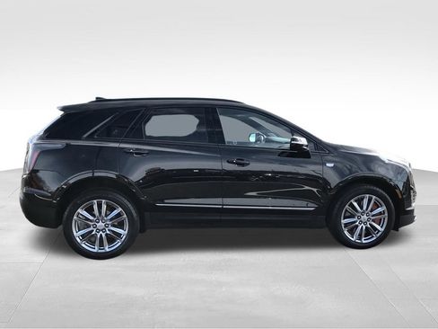 Used 2024 Cadillac XT5 Sportv w/ LPO, Floor Liner Package AWD/4WD image 9