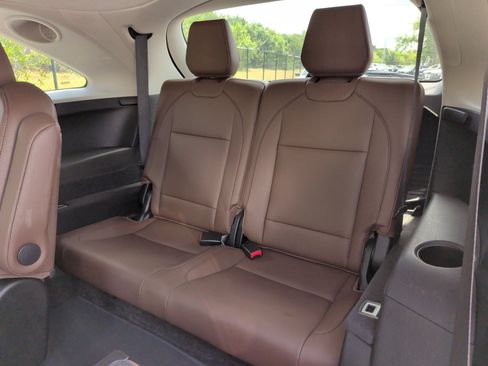 Used 2019 Acura MDX w/ Technology & Entertainment AWD/4WD image 39
