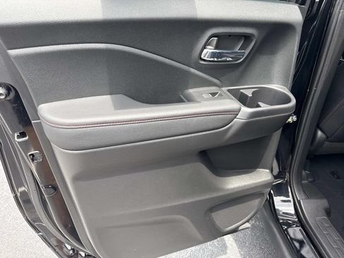 Certified 2022 Honda Ridgeline Black Edition image 13