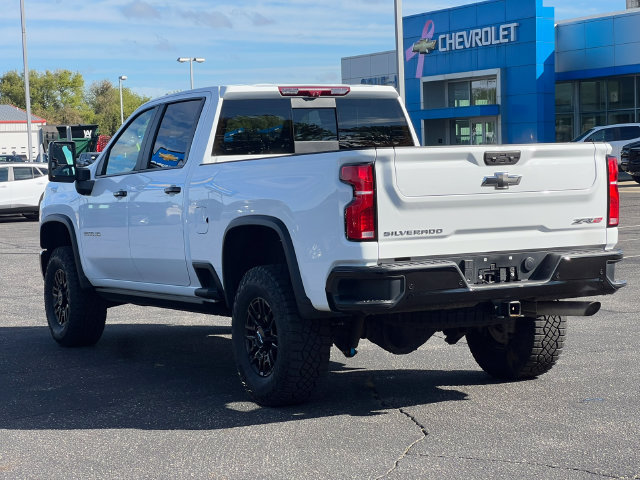 Used 2025 Chevrolet Silverado 2500 ZR2 w/ Technology Package AWD/4WD image 15