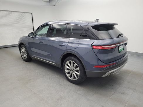 Used 2022 Lincoln Corsair AWD w/ Premium Package image 3