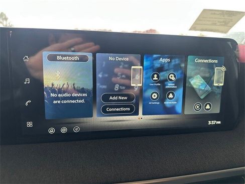 New 2026 Nissan Kicks SV w/ SV Premium Package image 17