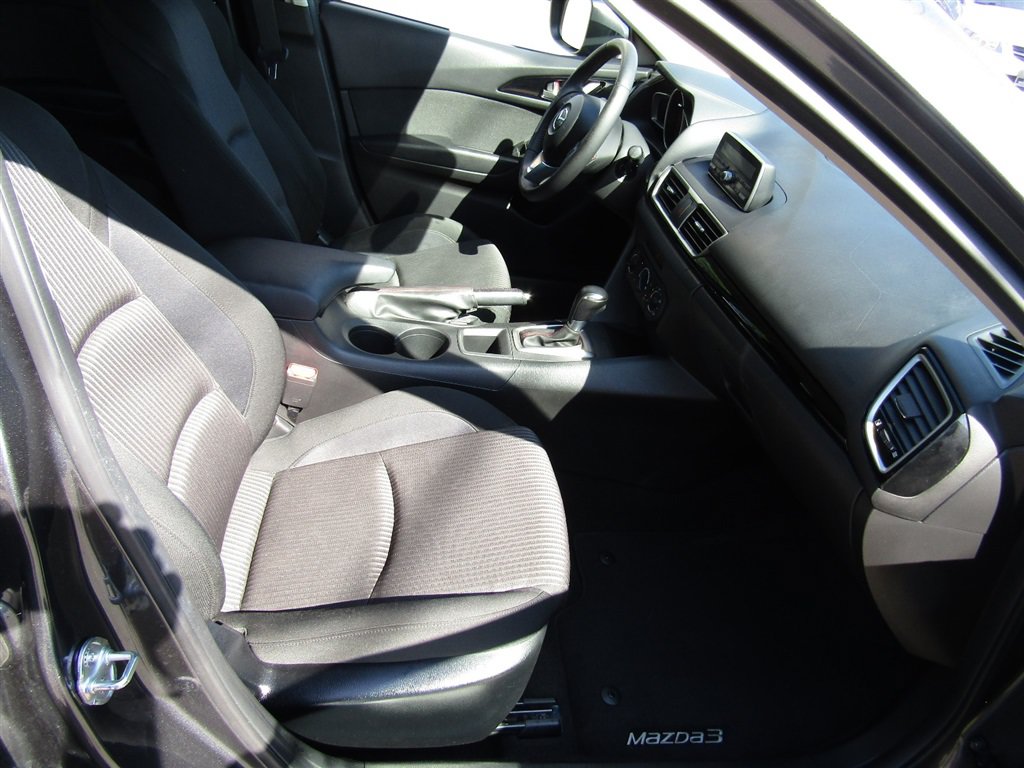 Used 2014 MAZDA MAZDA3 i Touring FWD image 19