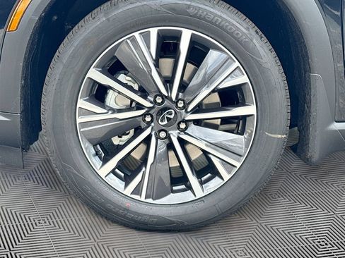 Certified 2026 INFINITI QX60 Luxe w/ Cargo Package FWD image 35
