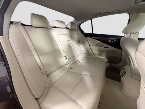 Used 2015 INFINITI Q50 Premium w/ Deluxe Touring Package image 27