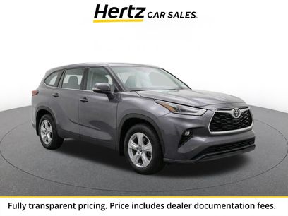 Used 2025 Toyota Highlander LE